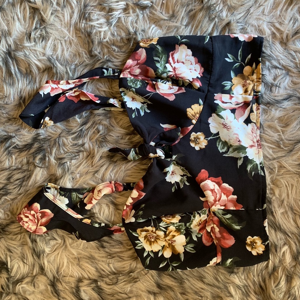 Cropped Floral Summer Blouse